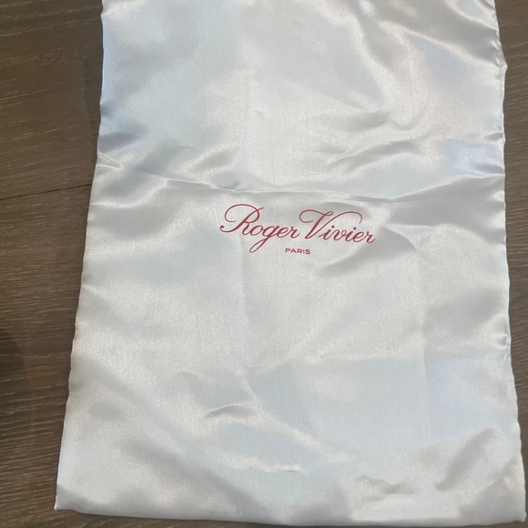 Roger Vivier Shiny Leather Loafer - Picture 5 of 5